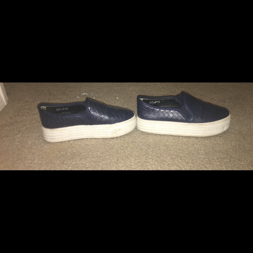 Shoes - Picture 3 of 3